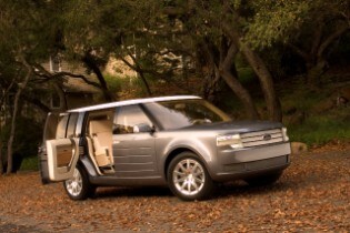 2005 Ford Fairlane concept car 